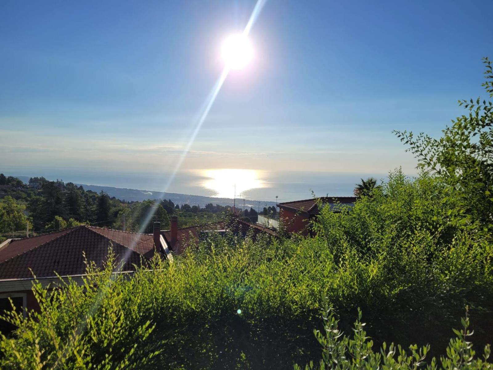 Etna Sunshine Rent Rooms Puntalazzo Exterior foto