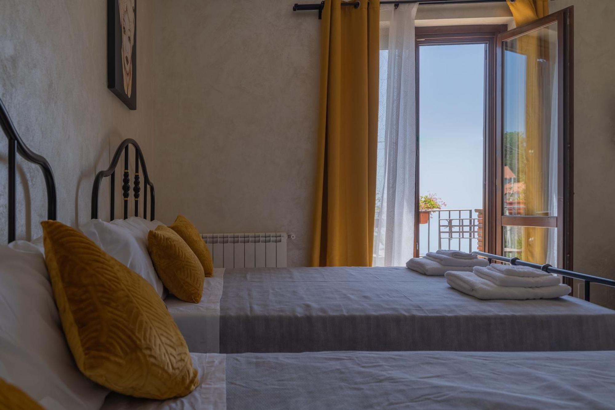 Etna Sunshine Rent Rooms Puntalazzo Exterior foto